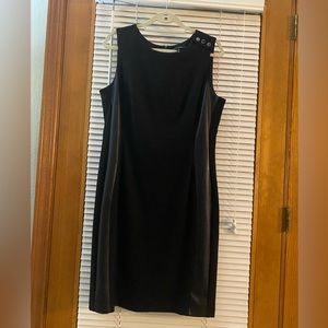 WhiteHouseBlackMarket  Black Dress. Cute detail. Size 14!